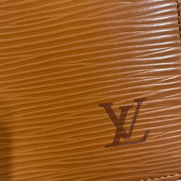 Louis Vuitton Tan Textured Organizer - Picture 2 of 14